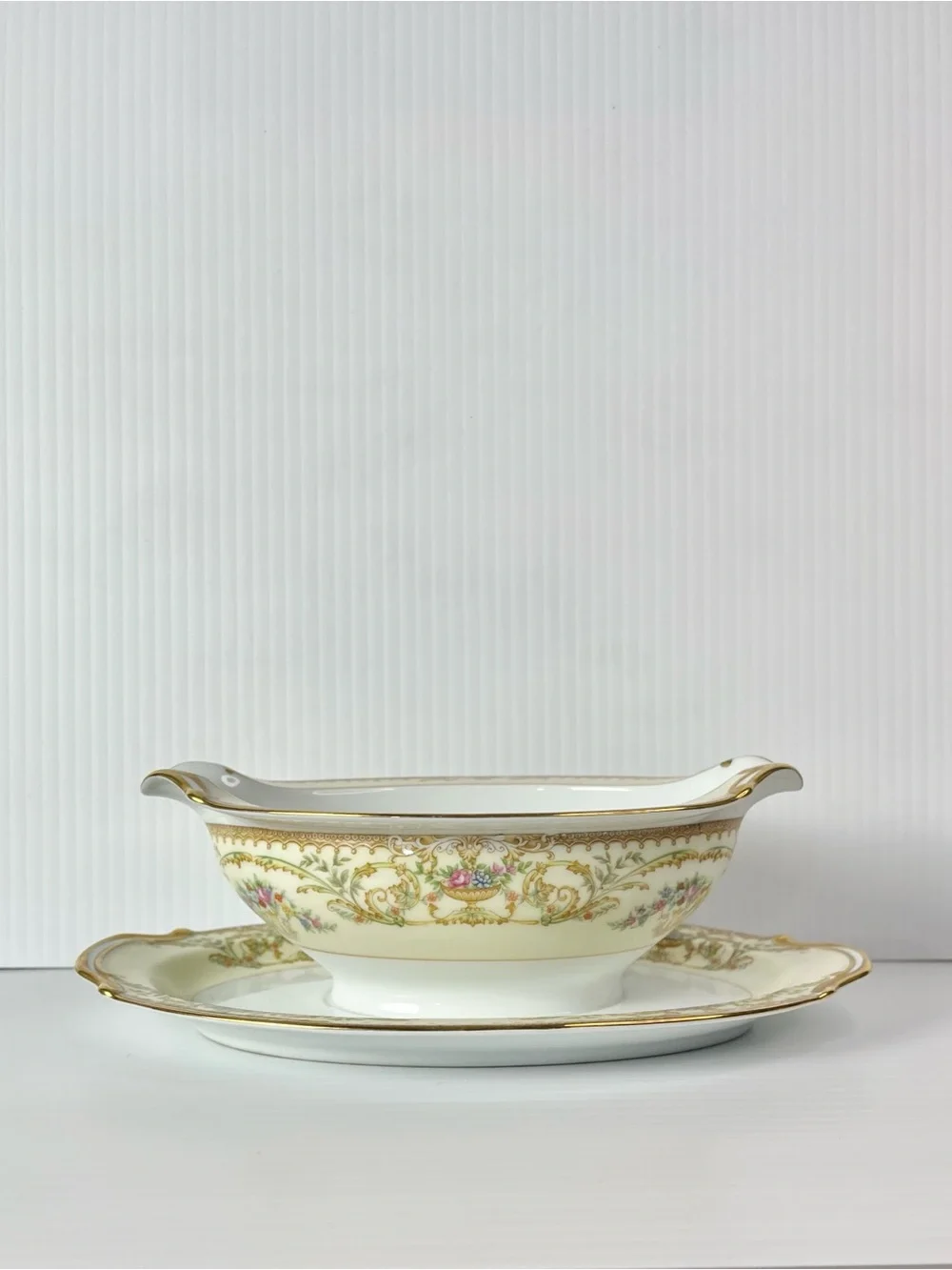 Noritake Nanette 683 Porcelain Floral Gold Gravy Boat & Underplate Set-AS IS